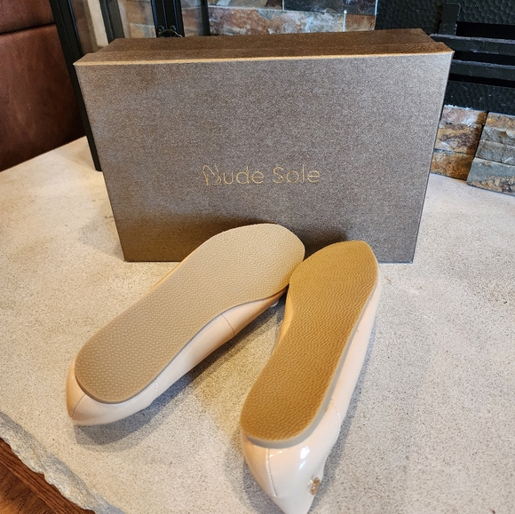 Nude Sole Shoes - New - Picture 6 of 7